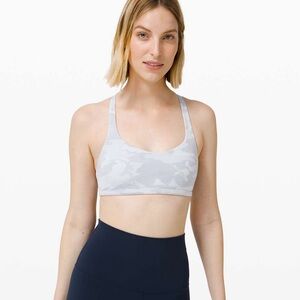 Lululemon Free To Be Wild Bra *Light
Support, A/B Cup - Size 6